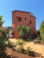 très belle villa 4 faces sur un terrain arboré, habitable 450m² a jouhwara