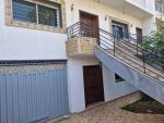 duplex de villa situé a al Boustane
